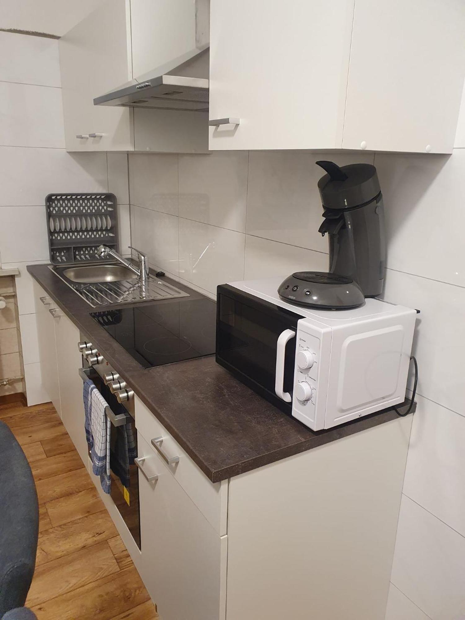 Waterfalls Apartment 2 トリベルク エクステリア 写真